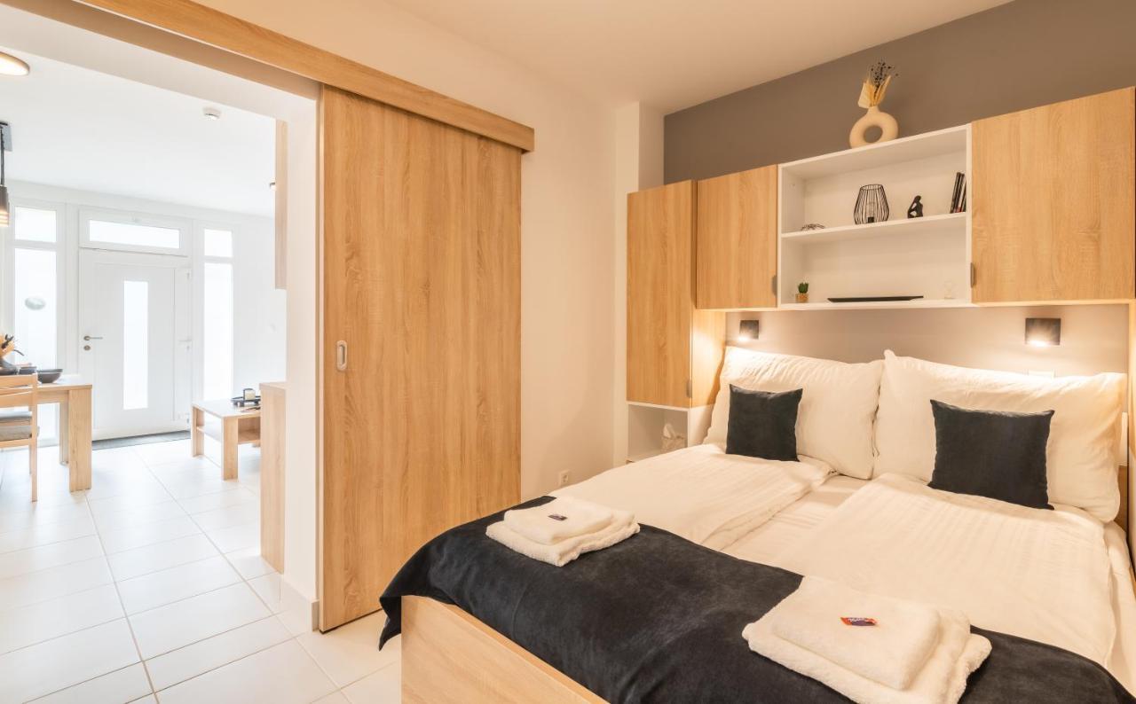 Jegmadar & Fekete Golya Apartmanok Mosonmagyarovar Exterior foto